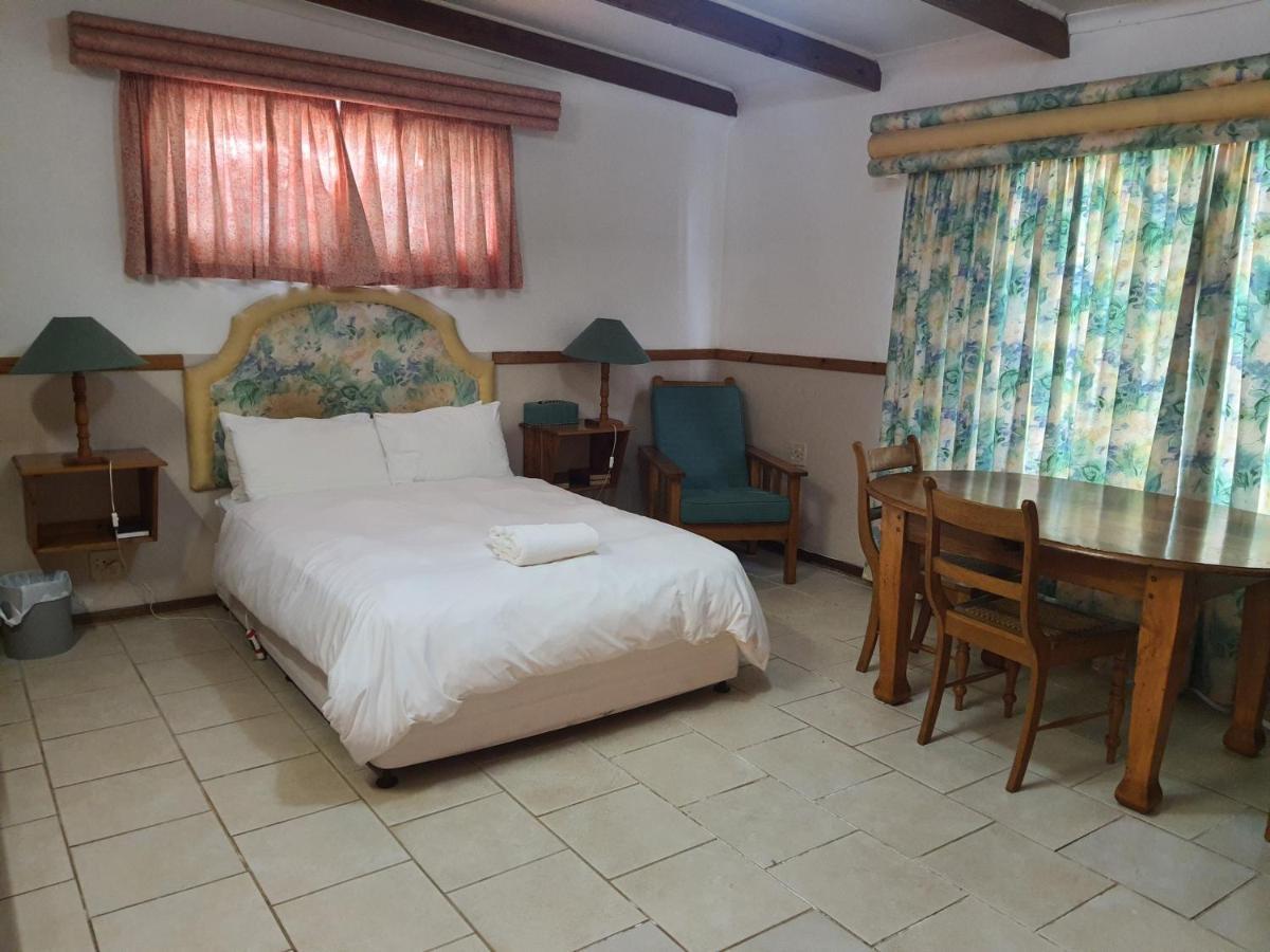 Lord Fraser Guest House Wepener Exterior foto